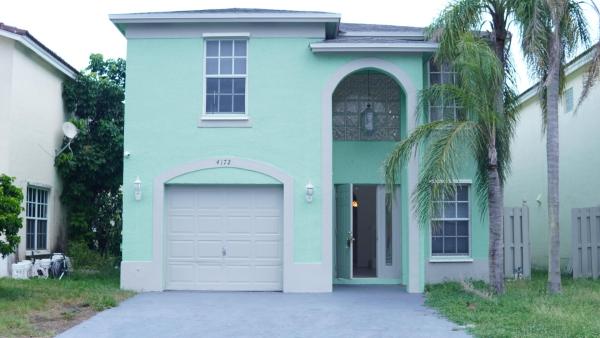 Pine Hollow Estates, 4172 Pine Hollow Cir, Greenacres, Florida 33463, image 1