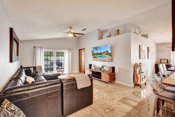 Silver Lakes, 1948 SW 177th Ave, Miramar, Florida 33029, image 2