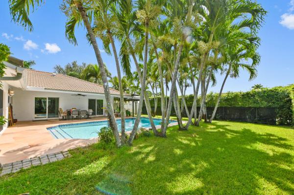 Eastridge Village At The Crossings, 7123 NW 42nd Ct, Coral Springs, Florida 33065, image 2