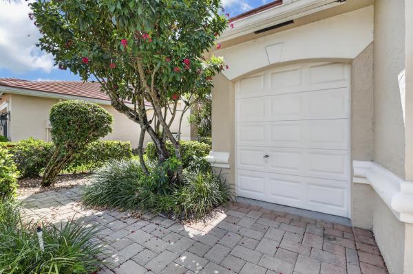 4470 Hazleton Ln, Lake Worth, Florida 33449, image 3