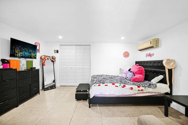 Fairfax Brolliar, 2171 SW 36th Ter, Fort Lauderdale, Florida 33312, image 3