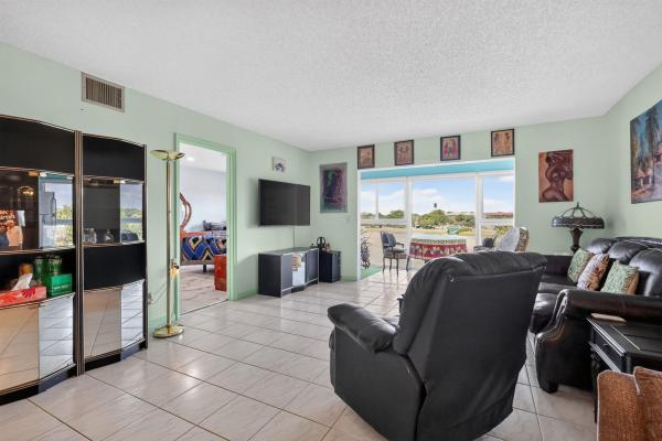 Hawthorne At Century Village, 13001 SW 11th Ct #405A, Pembroke Pines, Florida 33027, image 2