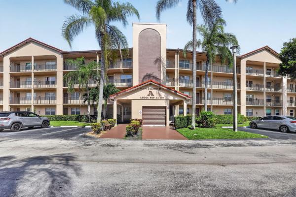 Hawthorne At Century Village, 13001 SW 11th Ct #405A, Pembroke Pines, Florida 33027, image 1