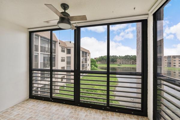 Sunrise Lakes 4, 10444 NW 30th Ct #307, Sunrise, Florida 33322, image 2