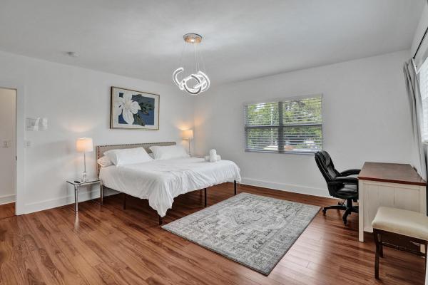 Lauderdale Pines, 833 SW 17th St #1-2, Fort Lauderdale, Florida 33315, image 2