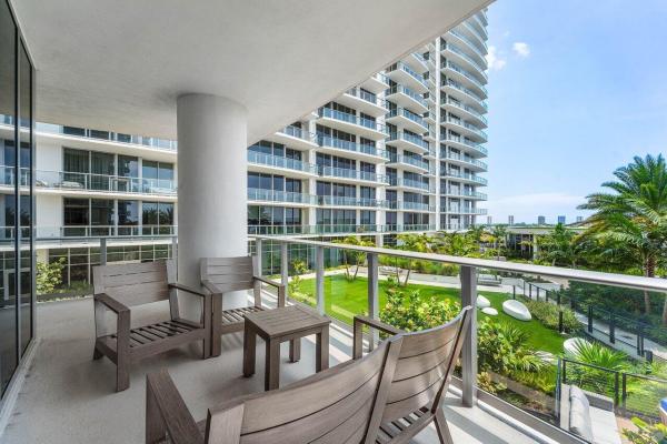 220 Lake Shore Dr DRIVE #702, Lake Park, Florida 33403, image 2