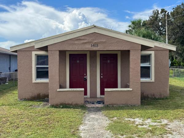 Fort Pierce Residential, 1403 Avenue M, Fort Pierce, Florida 34950, image 1