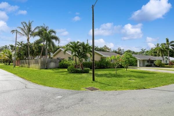 Riverside Drive Park, 1615 Venus Ave, Jupiter, Florida 33469, image 1