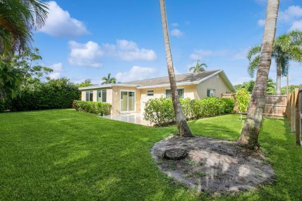 Riverside Drive Park, 1615 Venus Ave, Jupiter, Florida 33469, image 1