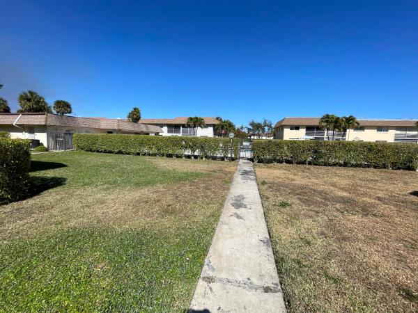 Sandalfoot Boulevard, 9911 Sandalfoot Blvd #112, Boca Raton, Florida 33428, image 1