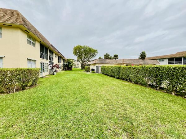 Sandalfoot Boulevard, 9911 Sandalfoot Blvd #112, Boca Raton, Florida 33428, image 1