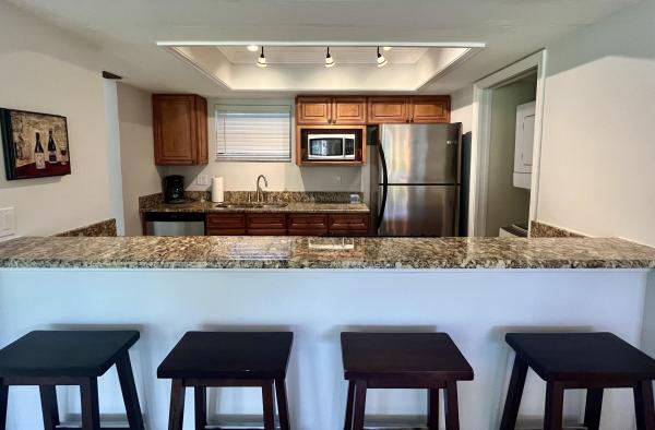 Tennis Lodges, 11863 Wimbledon Cir #400, Wellington, Florida 33414, image 1