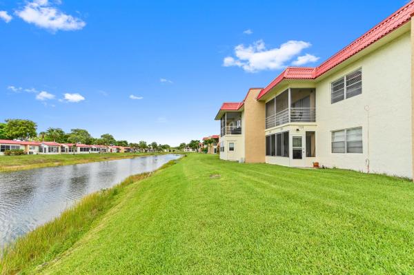 198 Lake Frances Dr, West Palm Beach, Florida 33411, image 3