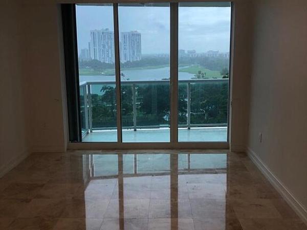 Hamptons South, 20201 E Country Club Dr #1009, Aventura, Florida 33180, image 2
