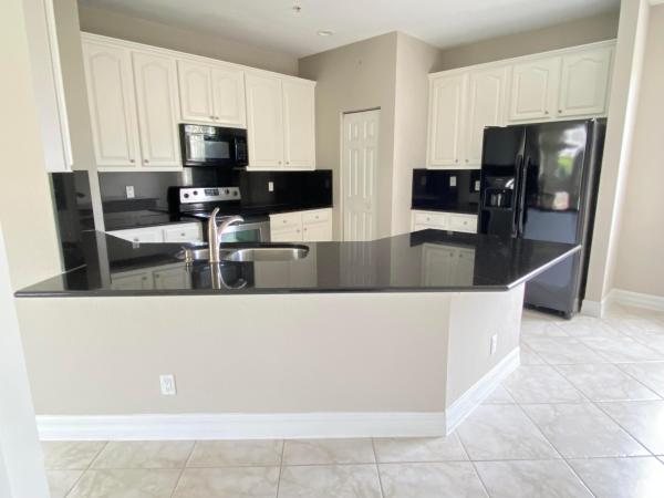 Fairfield Gardens, 1844 NW 9th St, Boca Raton, Florida 33486, image 2