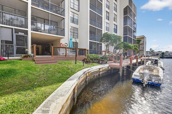Boca Bayou, 20 Royal Palm Way #6020, Boca Raton, Florida 33432, image 3