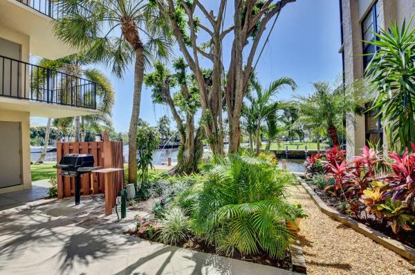 Boca Bayou, 20 Royal Palm Way #6020, Boca Raton, Florida 33432, image 1