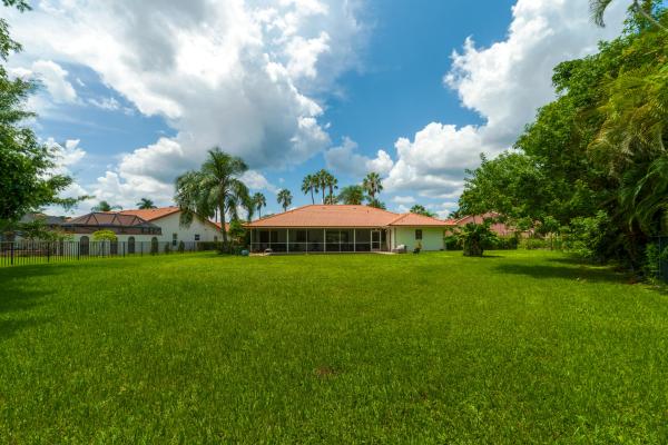 Les Jardins At Woodmont, 8501 NW 80th St, Tamarac, Florida 33321, image 1