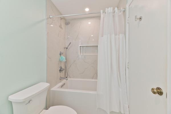Les Jardins At Woodmont, 8501 NW 80th St, Tamarac, Florida 33321, image 1