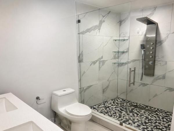 Woodlake Isles, 725 Banks Rd, Margate, Florida 33063, image 1