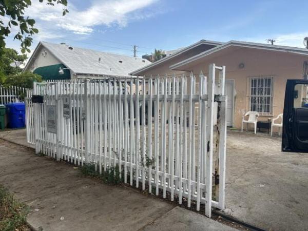 255 NW 27th Ct, Miami, Florida 33125, image 2