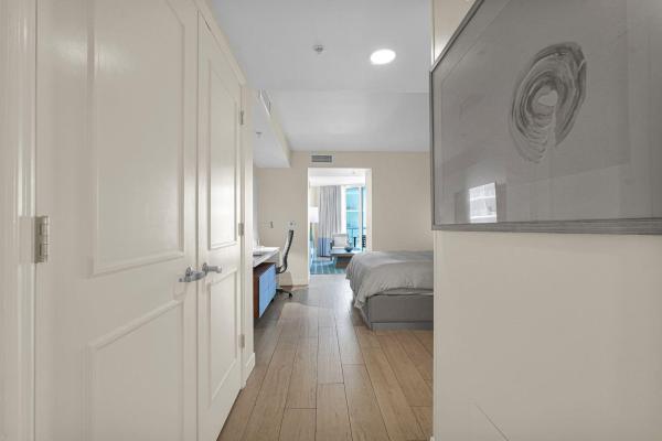 The Q Club Resort & Residences, 505 N Fort Lauderdale Beach Blvd #1004, Fort Lauderdale, Florida 33304, image 1
