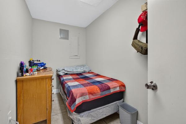 3408 Avenue H W, Riviera Beach, Florida 33404, image 3