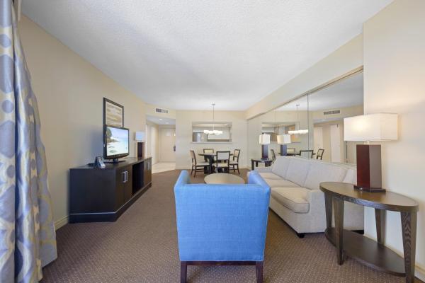 DoubleTree By Hilton Ocean Point Resort & Spa, 17375 Collins Ave #2406, Sunny Isles Beach, Florida 33160, image 1