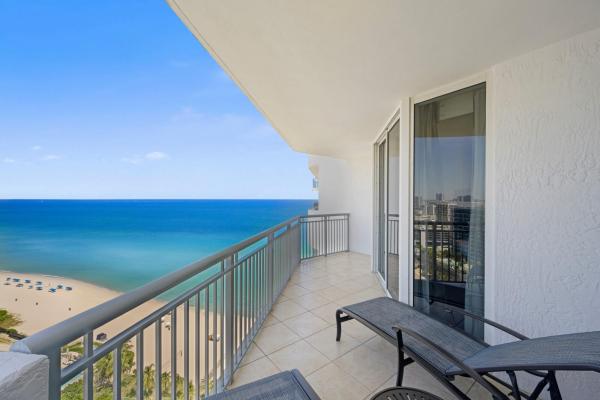 DoubleTree By Hilton Ocean Point Resort & Spa, 17375 Collins Ave #2406, Sunny Isles Beach, Florida 33160, image 3