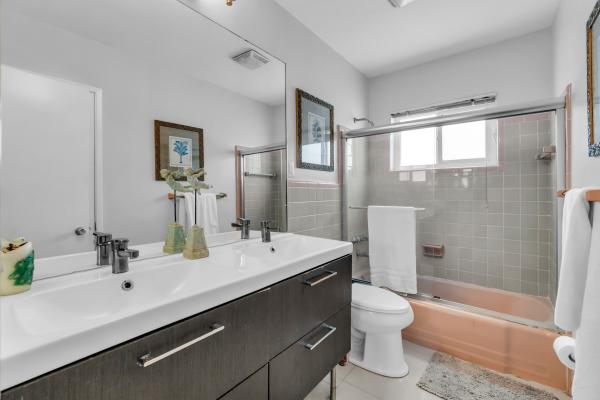 Coral Heights, 4221 NE 16th Ave, Oakland Park, Florida 33334, image 3