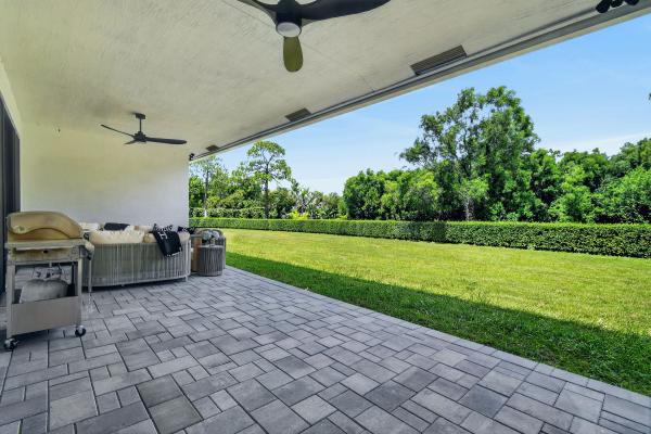 18353 46th Ct N, Loxahatchee, Florida 33470, image 2
