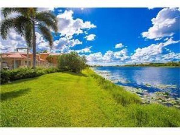 Hampton Isles, 626 SW 106th Ave #1512, Pembroke Pines, Florida 33025, image 1