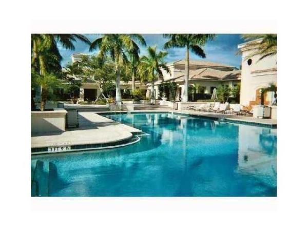 Sarento At San Matera, 2807 Veronia Dr #107, Palm Beach Gardens, Florida 33410, image 3