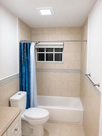 Park Manor, 330 W 22nd Ct, Riviera Beach, Florida 33404, image 2