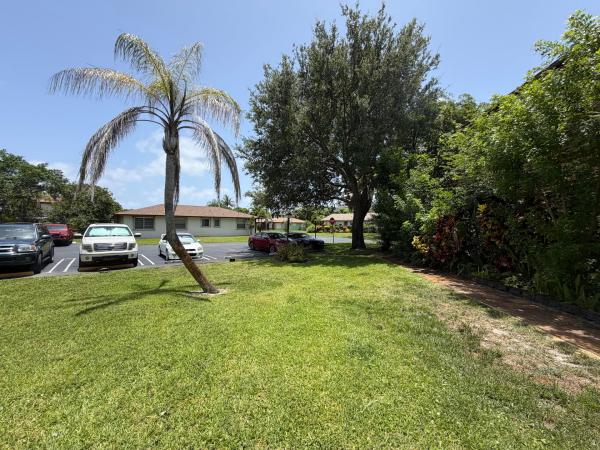 Los Mangos Patio Villas, 2623 SE 5th Cir, Boynton Beach, Florida 33435, image 1