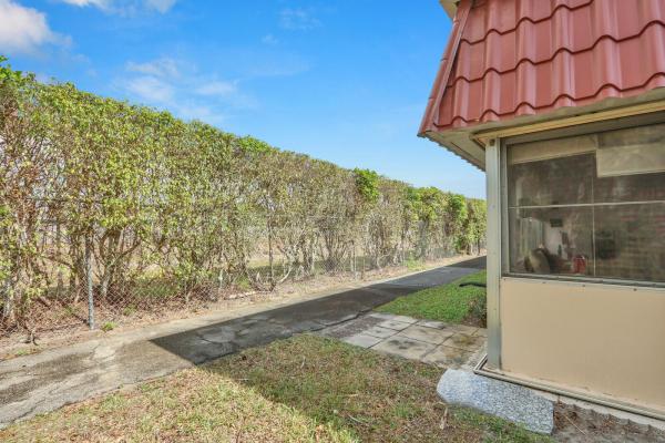 615 Laconia Cir, Lake Worth, Florida 33467, image 2