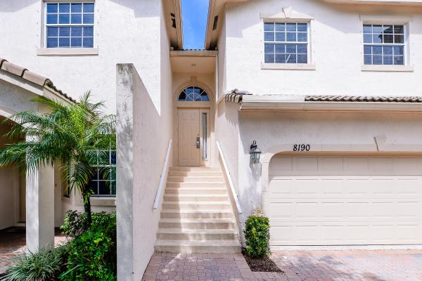 Castle Pines, 8190 Mulligan Cir, Port St. Lucie, Florida 34986, image 2