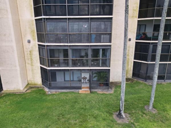Huntington Towers, 7370 S Oriole Blvd #102, Delray Beach, Florida 33446, image 2