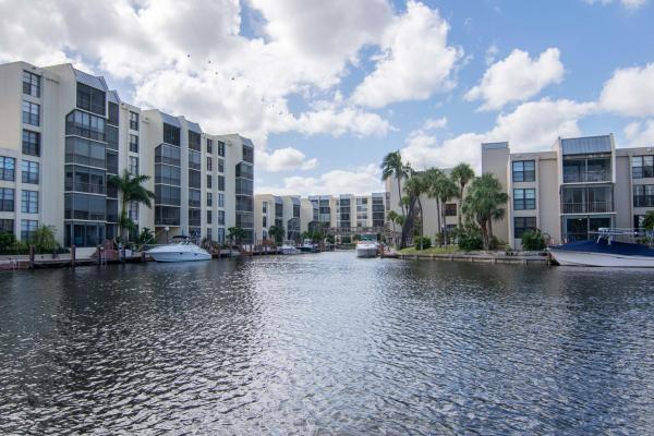 Boca Bayou, 20 Royal Palm Way #4010, Boca Raton, Florida 33432, image 3
