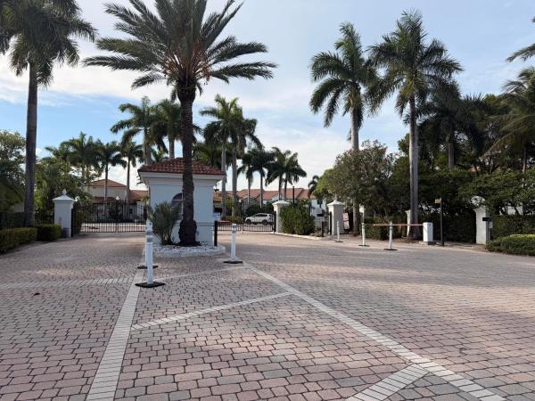 106 Villa Cir, Boynton Beach, Florida 33435, image 2