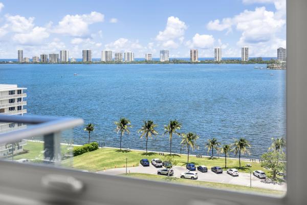 220 Lake Shore Dr DRIVE #1001, Lake Park, Florida 33403, image 2