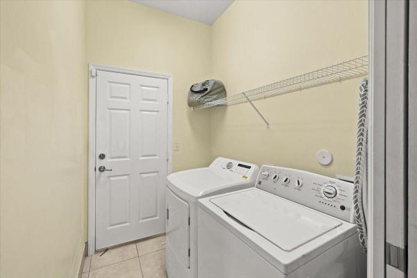 Freshwater Avenue, 917 14th St, West Palm Beach, Florida 33401, image 1