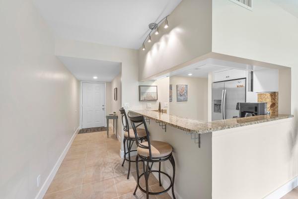Poolside Villas At Jupiter Ocean & Racquet Club, 1605 S Us Highway 1 #M2-108, Jupiter, Florida 33477, image 1
