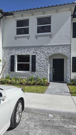 1124 SE 3rd St, Florida City, Florida 33034, image 2