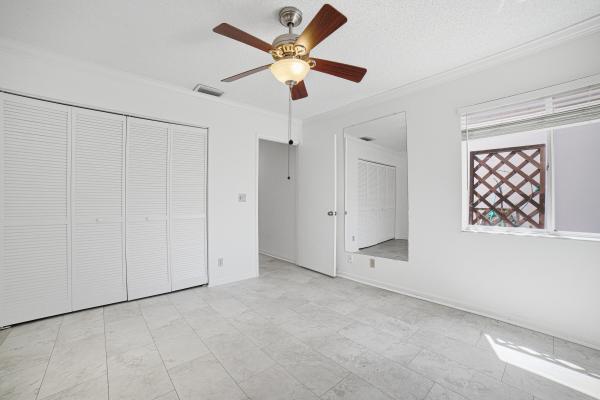 Huntington Pointe, 6070 Sunny Manor Ct, Delray Beach, Florida 33484, image 1