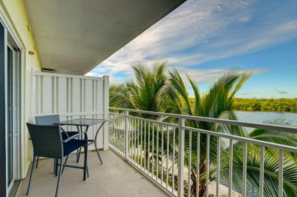 Ocean Park Manor, 6520 N Ocean Blvd #0240, Ocean Ridge, Florida 33435, image 3