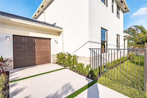 South Middle River, 1101 NE 3rd Ave, Fort Lauderdale, Florida 33304, image 2