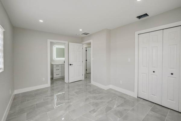 Commonwealth Manor, 520 SW 13th Pl, Deerfield Beach, Florida 33441, image 3