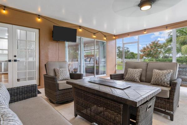 Sherwood Park, 3929 Lowson Blvd, Delray Beach, Florida 33445, image 3