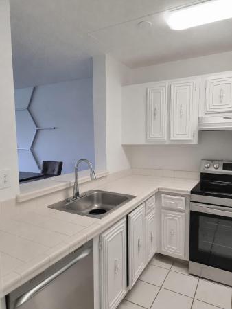484 NW 165th Street Rd #A-609, Unincorporated Dade County, Florida 33169, image 2